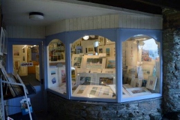 Quayhole Gallery on Victoria Quay in Salcombe