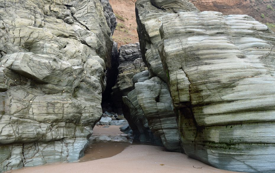 Caves and tunnels at Seacombe Sands near Salcombe