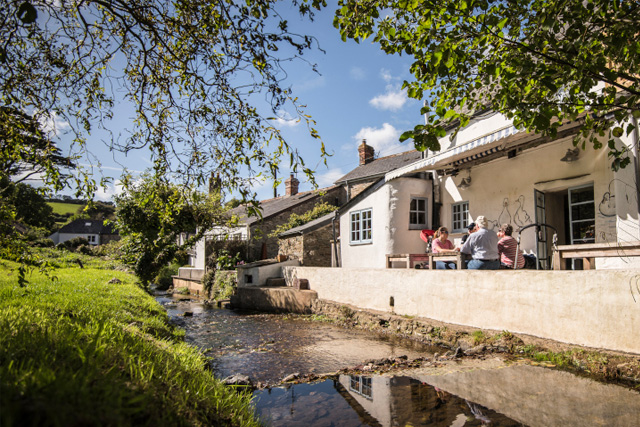 Mothers Day in South Devon | The Millbrook Inn, Southpool