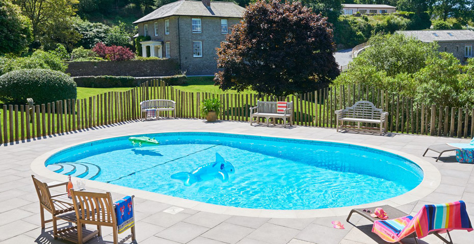 Gitcombe Estate communal outdoor pool