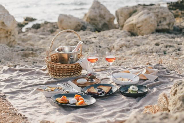 Brunch on the beach.