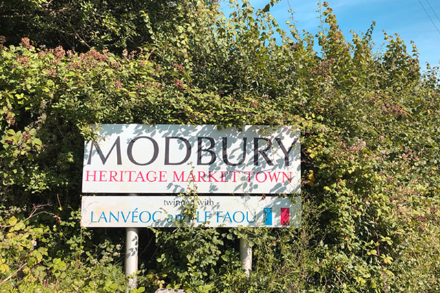 Modbury sign