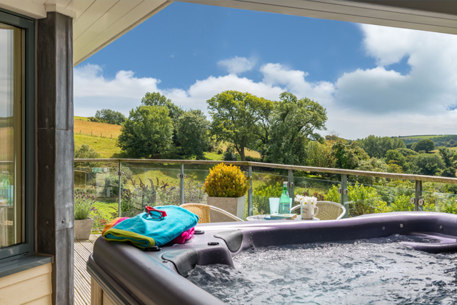 South Devon Holiday Let Market Insights Report - A hot tub at Vantage Point, Dartmouth