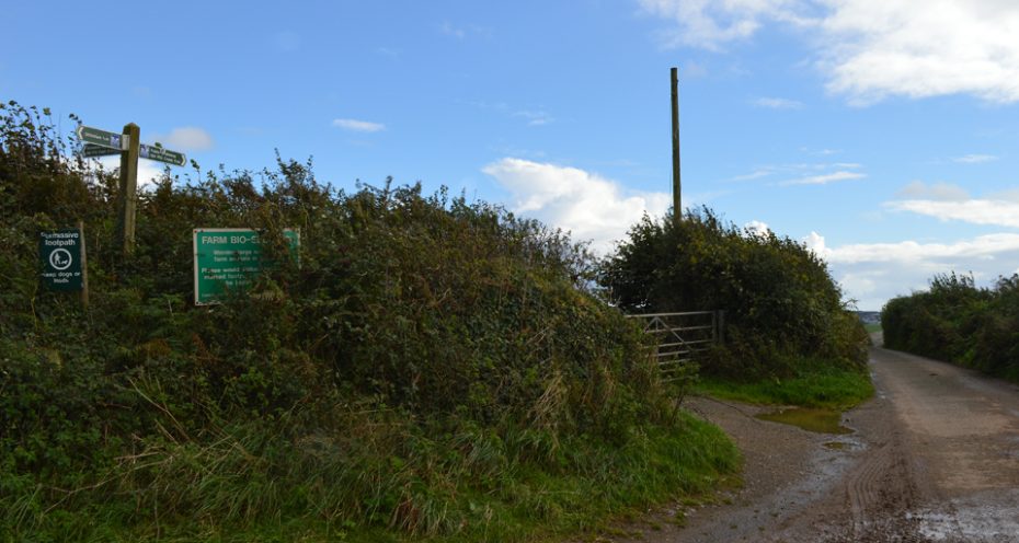 Dartmouth to Dittisham walk - A sign for Old Mill Creek Dartmouth to Dittisham walk - A sign for Old Mill Creek